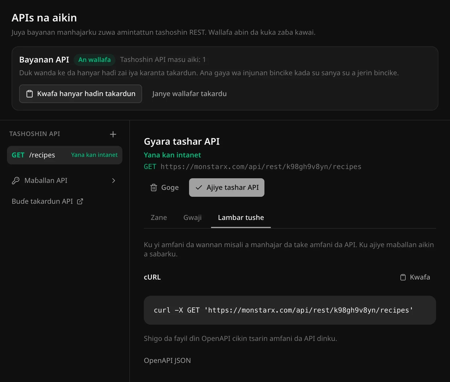 Shafin Lambar tushe: umarnin cURL na GET /recipes da maɓallin Kwafa, da hanyar haɗi zuwa fayil ɗin OpenAPI JSON