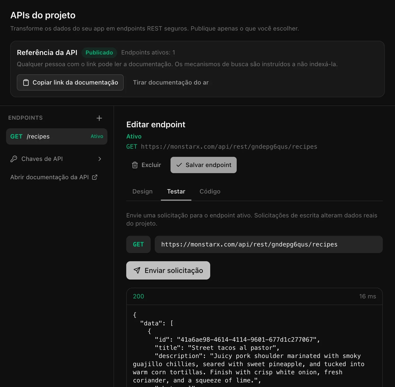 A aba Testar de GET /recipes: o endereço completo em monstarx.com, o botão Enviar solicitação e uma resposta 200 listando receitas em JSON