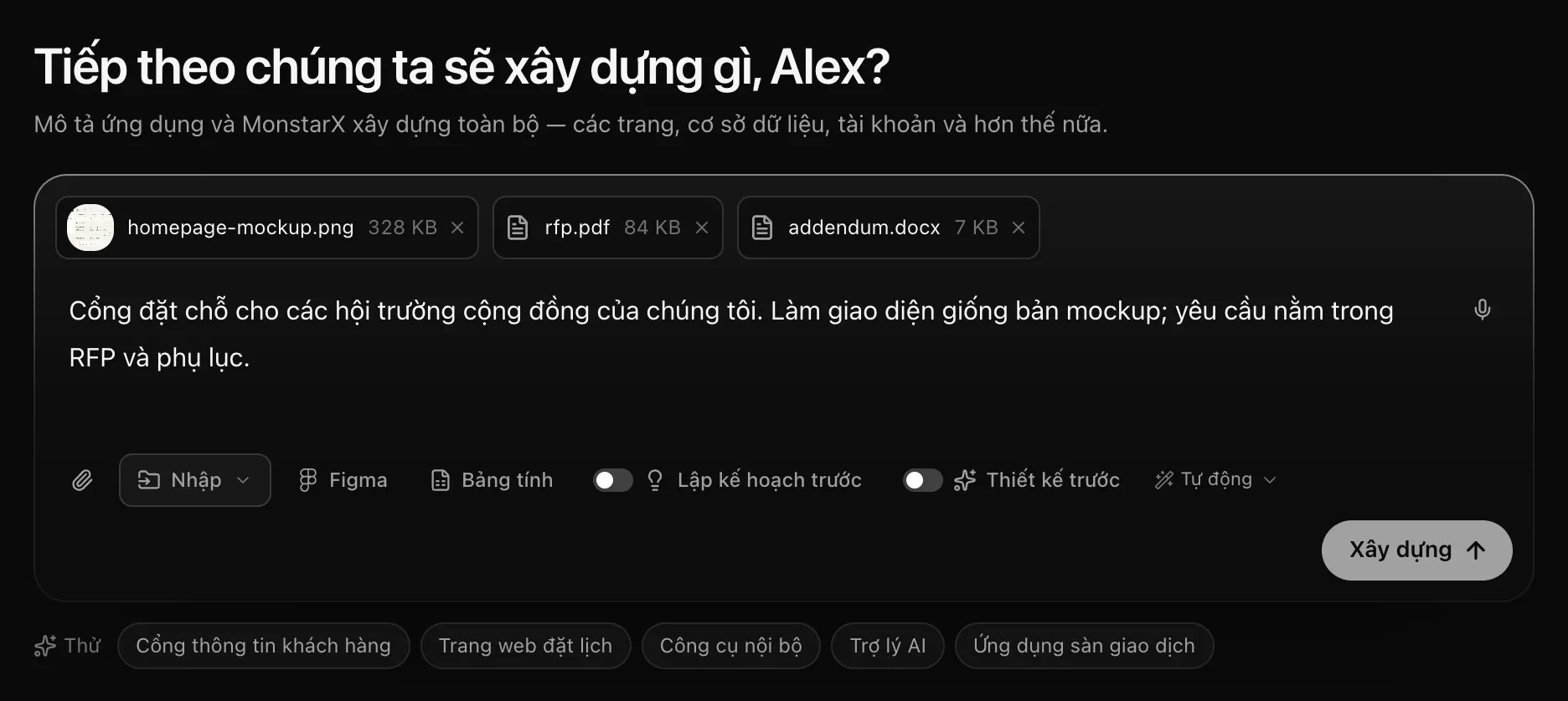 Ô nhập câu lệnh với ba thẻ tệp — homepage-mockup.png 328 KB, rfp.pdf 84 KB và addendum.docx 7 KB — phía trên một yêu cầu nhắc đến bản mockup và RFP