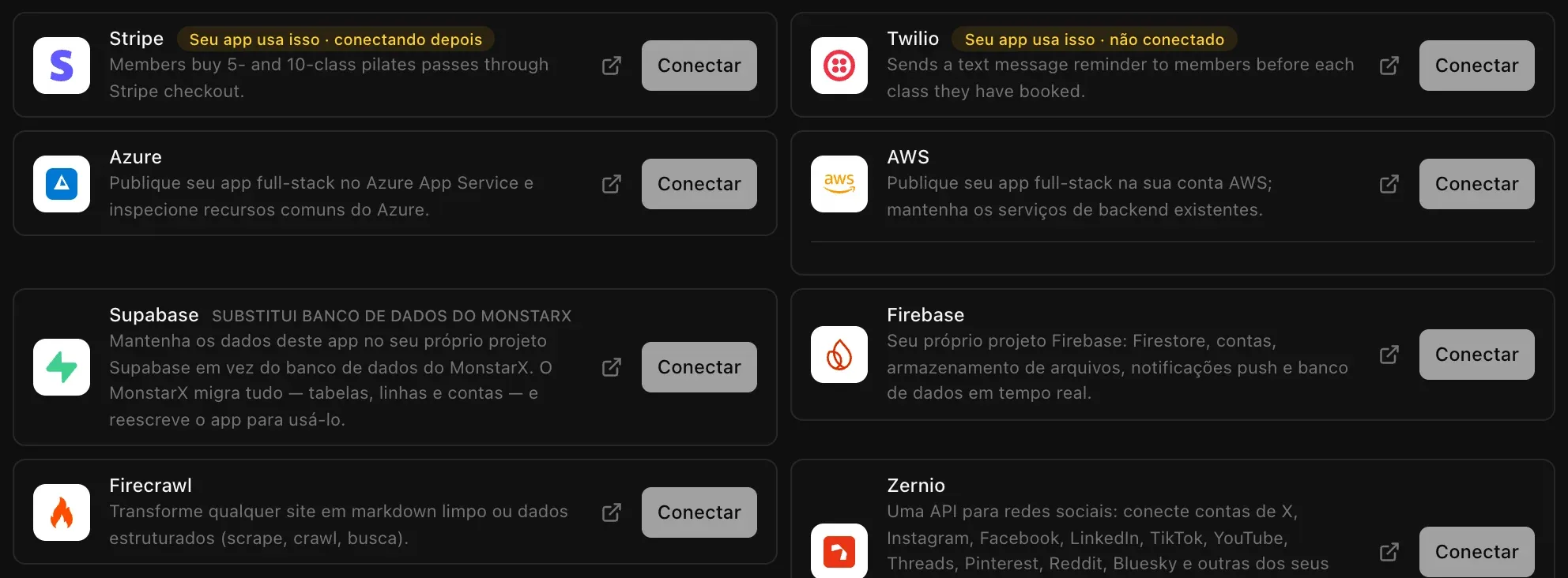 A lista Conectores em Backend, Nuvem: Stripe e Twilio marcados como Seu app usa isso, depois Azure, AWS, Supabase, Firebase, Firecrawl e Zernio, cada um com um botão Conectar