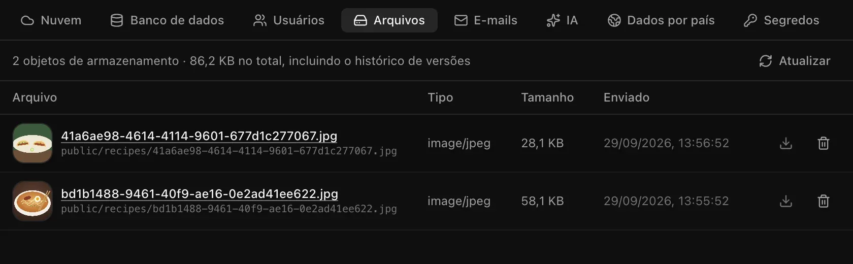 Backend, Arquivos: duas fotos de receitas em public/recipes, cada uma com miniatura, tipo image/jpeg, tamanho, horário de envio, um botão de baixar e um botão de excluir