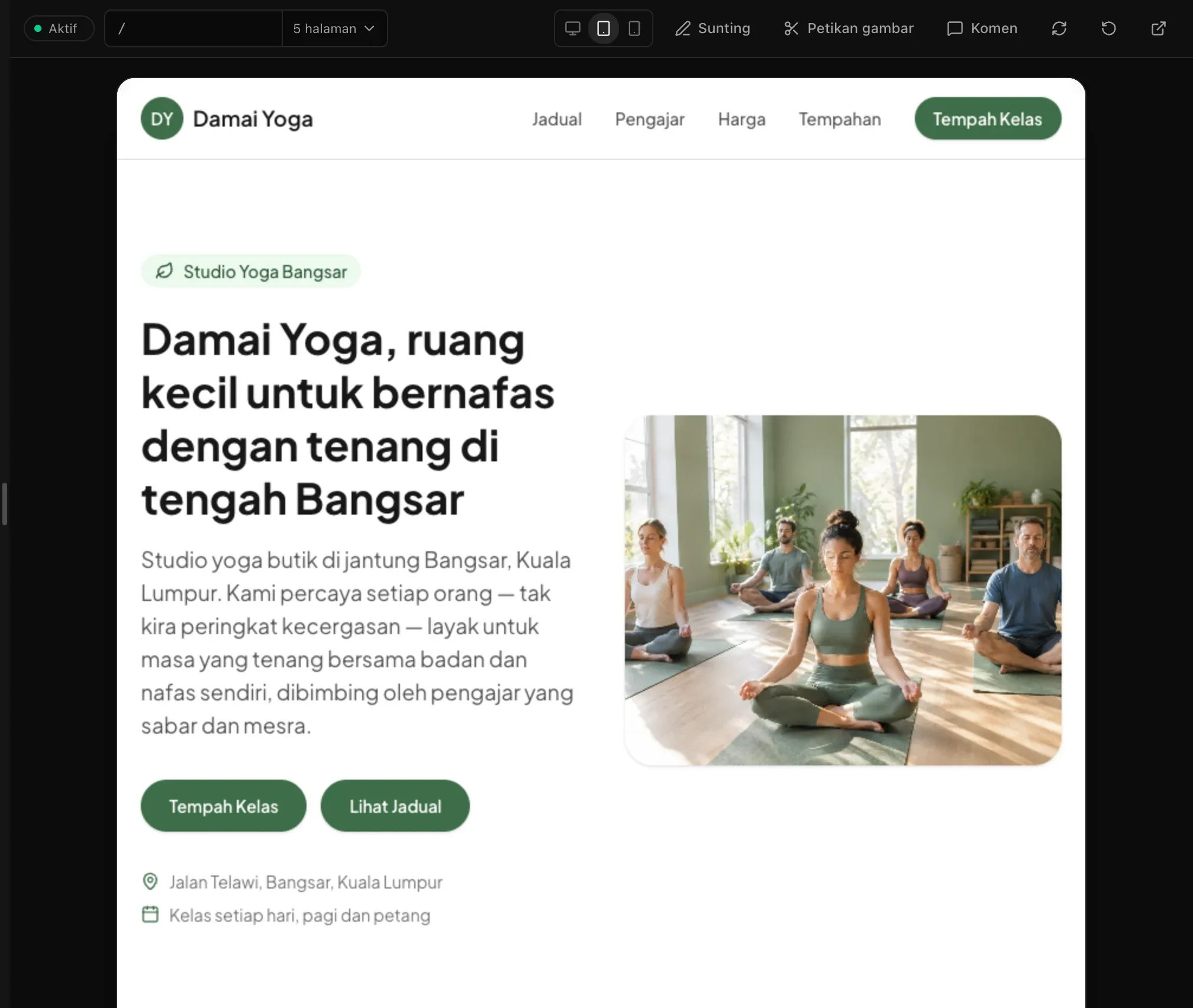 Halaman utama Damai Yoga dalam pratonton selebar tablet, di tengah panel dengan foto di sebelah teks